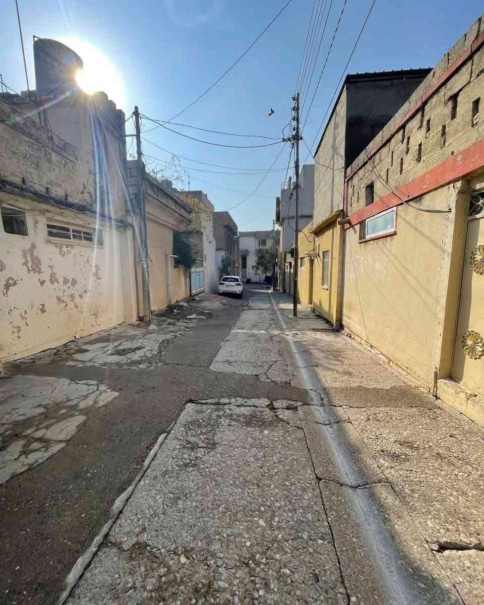 #کۆد #ئێکسپرێس 1073  Express Real Estates 
🏘️ #خانووبۆفرۆشتن  لە .#ئیسکان  

🗺️ڕووبەری: 135م  9بە 15
🔹ڕووی   ڕۆژ ئاوا
🔹شەقامی7

تێبینی ئەم خانووە لە 2نوستن متبخ هۆڵ مشتملات پێک
هاتووە

 ***********4

📱ژمارەی پەیوەندیکردن***********

                    🔸سامان ***********
      
***********
                      
 📍ناونیشانی نوسینگەی ئێکسپرێس:
ئیسکان - سەروو زانکۆی سلێمانی - نزیک ڕەوزەی سلێمانی

🌏 بۆ بڵاوکردنەوەی مولکەکانتان پەیوەندی بە نوسینگەی ئێکسپرێس بكەن. 

#مولک   #کڕین_فرۆشتن   #سلێمانی
