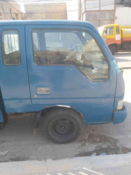 السلام عليكم كيا حمل فونتيره للبيع موديل ١٩٩٩ قماره قلاب رقم انبار السعر ٦٠ ورقه مكان السياره الفلوجه رقم ***********
