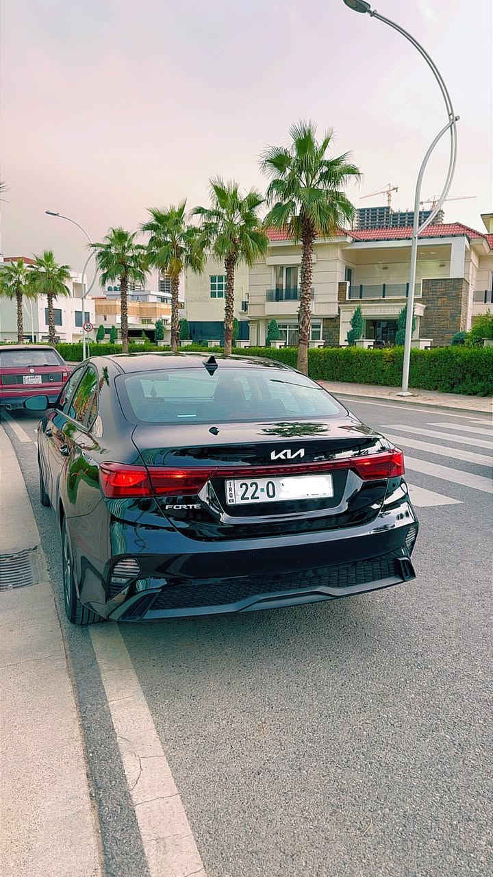 فورتي 23 بدون صبغ
ماشية 27 رقم اربيل بأسمي 
كير محرك كهربائيات كلة بشرط 
الله شاهد مشامة  البانزين العادي ابد كلة محسن 
السعر 157 وبيها مجال 
رقم الهاتف / ***********
