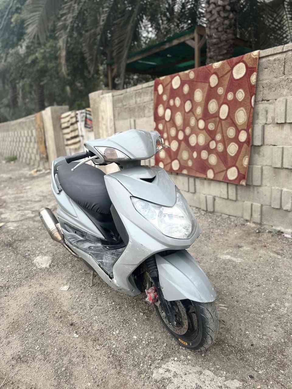 سكنس فحل كفاله عامه ممفتوحه جيب فيتر وتعال من باب البيت تاخذها مفوله الدراجة مابيها اي نقص مكاني بغداد البنوك *********** السعر 550
