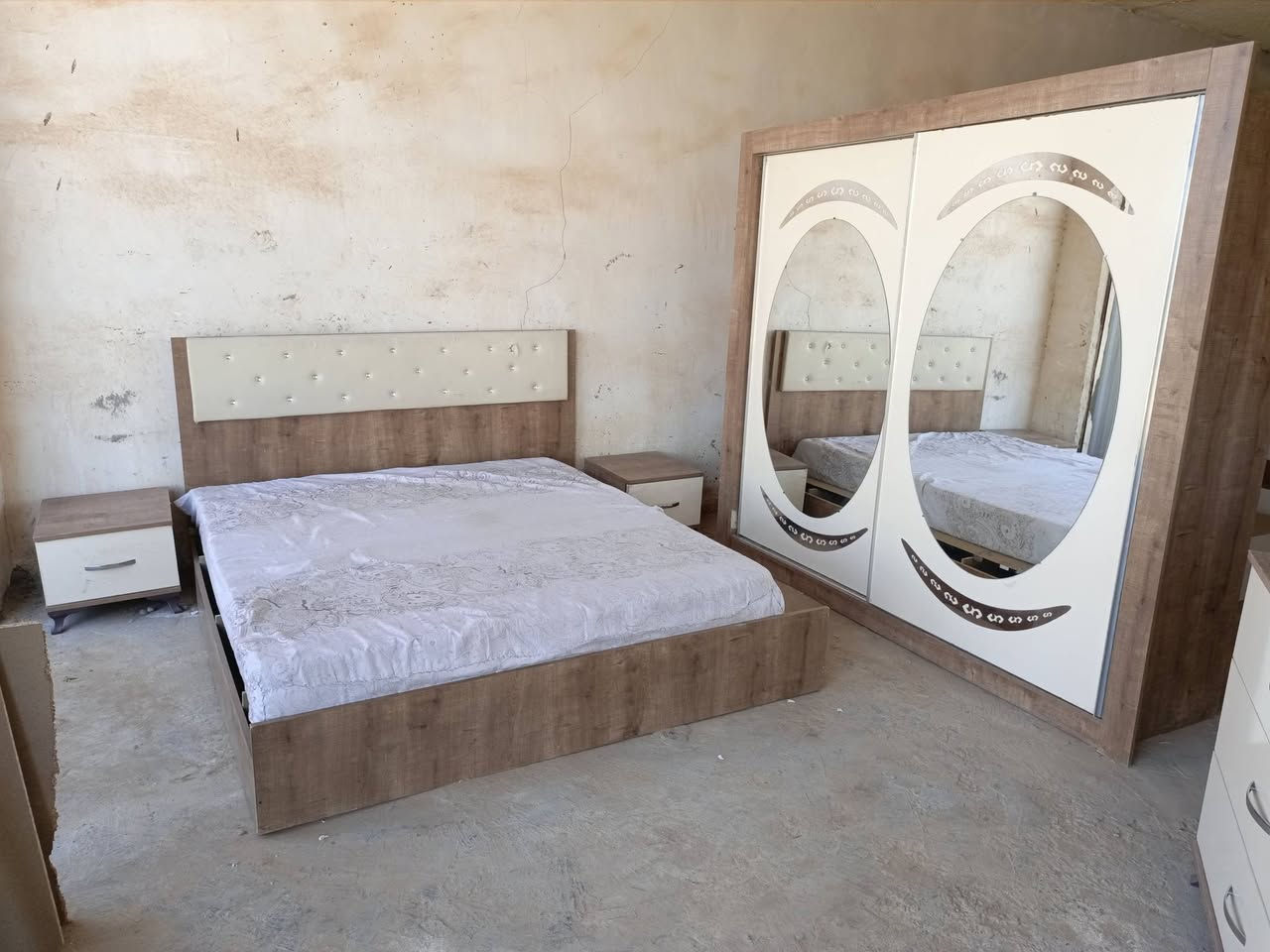 غرف تركيه عدد 2 غرف نظاف درجة اولى باسعار رمزيه ومناسبه ***********
***********

