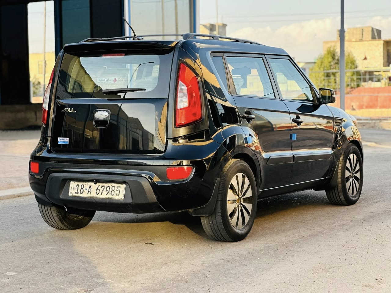 السلام عليكم
كيا صول 2013 وارد امريكي 
حادث جاملغ وبنيد وشوية بل لغد 
صور حادث ولسونار مرفوقة 
رقم بابل بسمي مشروع وطني تحويل مباشر ب اي موقع يعجبك
هزة وارقام وسنوية جدد 
مكينة 2000 
تخم تاير جديد 
صدر جديد 
سيارة جديدة وخير من الله 
السعر 87 وبيها مجال 
مكاني البلديات 
***********
