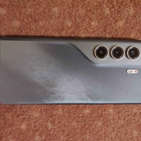 جهاز تكنو كامون 40 برو 5g ذاكرة 256 عشوائية 12+12 صار بي شخط بكلاس الش...