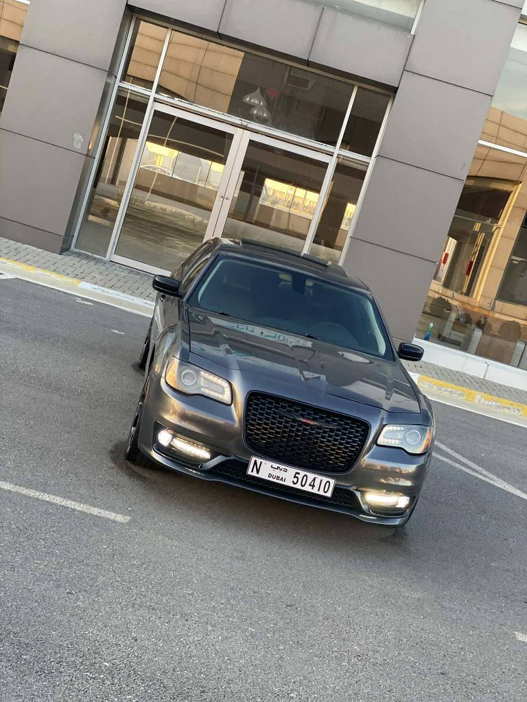 ئۆبابما 2017 بـڕاوەیە پێش و پشتی کەپسە فوول مواسەفات گێڕ ڤۆلیوم پەردەی کارەباییە پانۆراما ئاوێنە و سوکانی کارەبایی  *********** السليمانية, العراق
