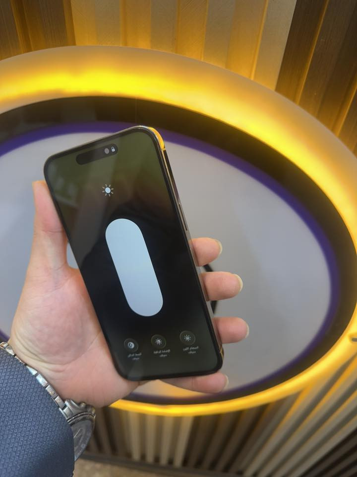 ايفون 14 برو ماكس
ذاكره 256 
لجهازكله شغال 
مكاني نجف حي السلام 
ب595 وبي مجال حك الجيه 
***********
