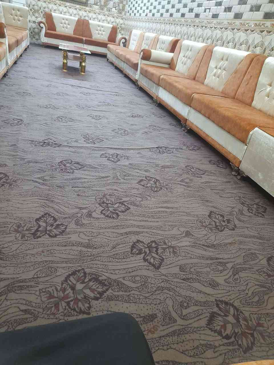 ديوان ٢٢ قطعه هذا طوله ١١ متر  عرظه  ٤ متر سعره مليون  او ٦٠٠ بي مجال الكروه المكان سوق الشيوخ


**إذا كنت صاحب هذا الإعلان وتريد حذفه لأي سبب، رجاءا أرسل رسالة إلى الدعم الفني**