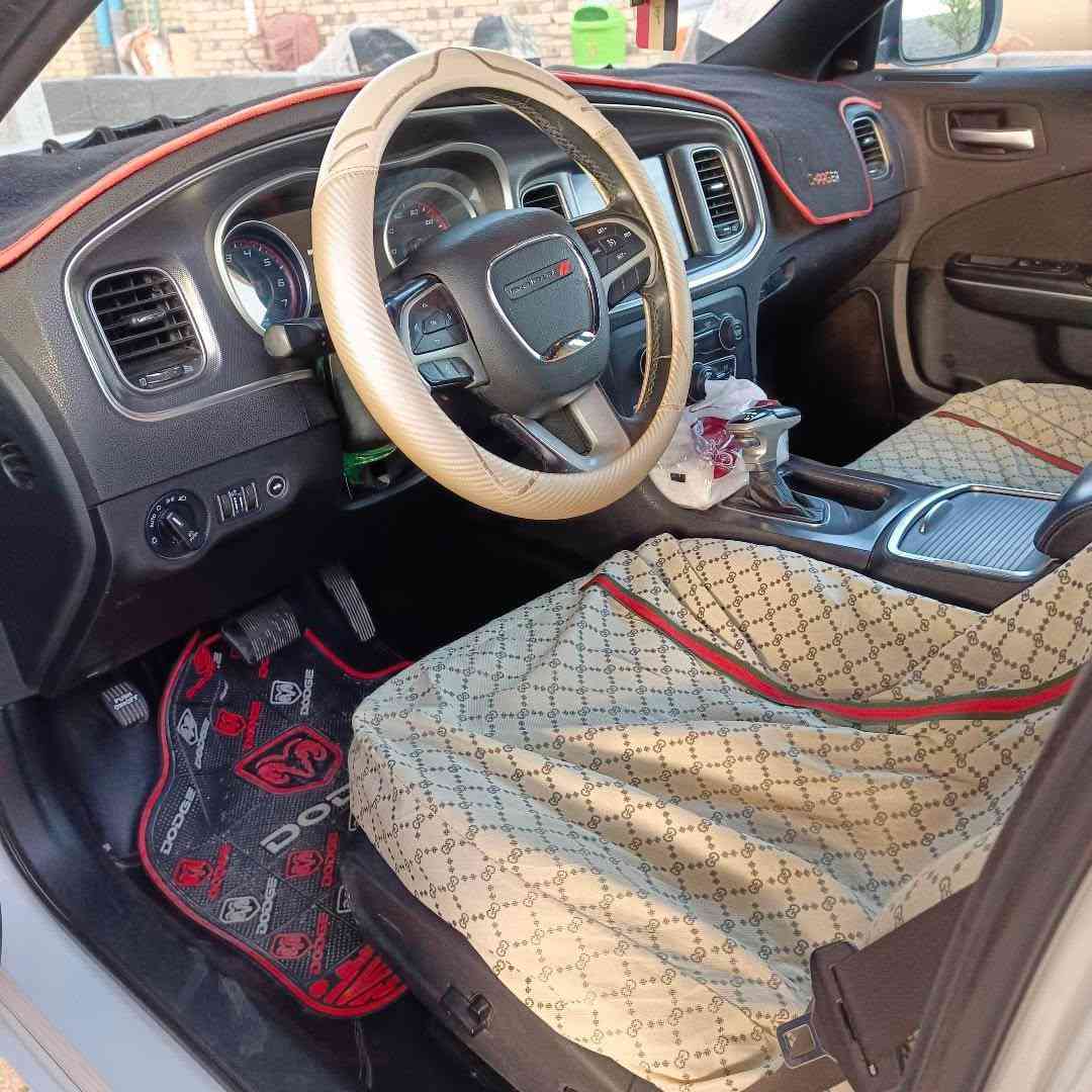 جارجر لبيع رقمه اربيل راعيه ب البصره 
السياره كندي كلين 
موديل 17اصل 
صار بيه جاملغ ب العراق
باقي السياره كفاله السياره جهازه وحله من الصوره ‭0770 496 0867‬
