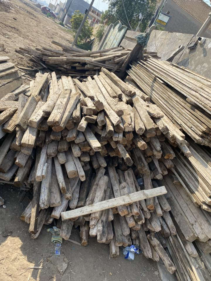 قالب خشب حوالي بل 13 مكعب  المكان بابل مركز   الاستفسار *********** واتساب مفتوح
