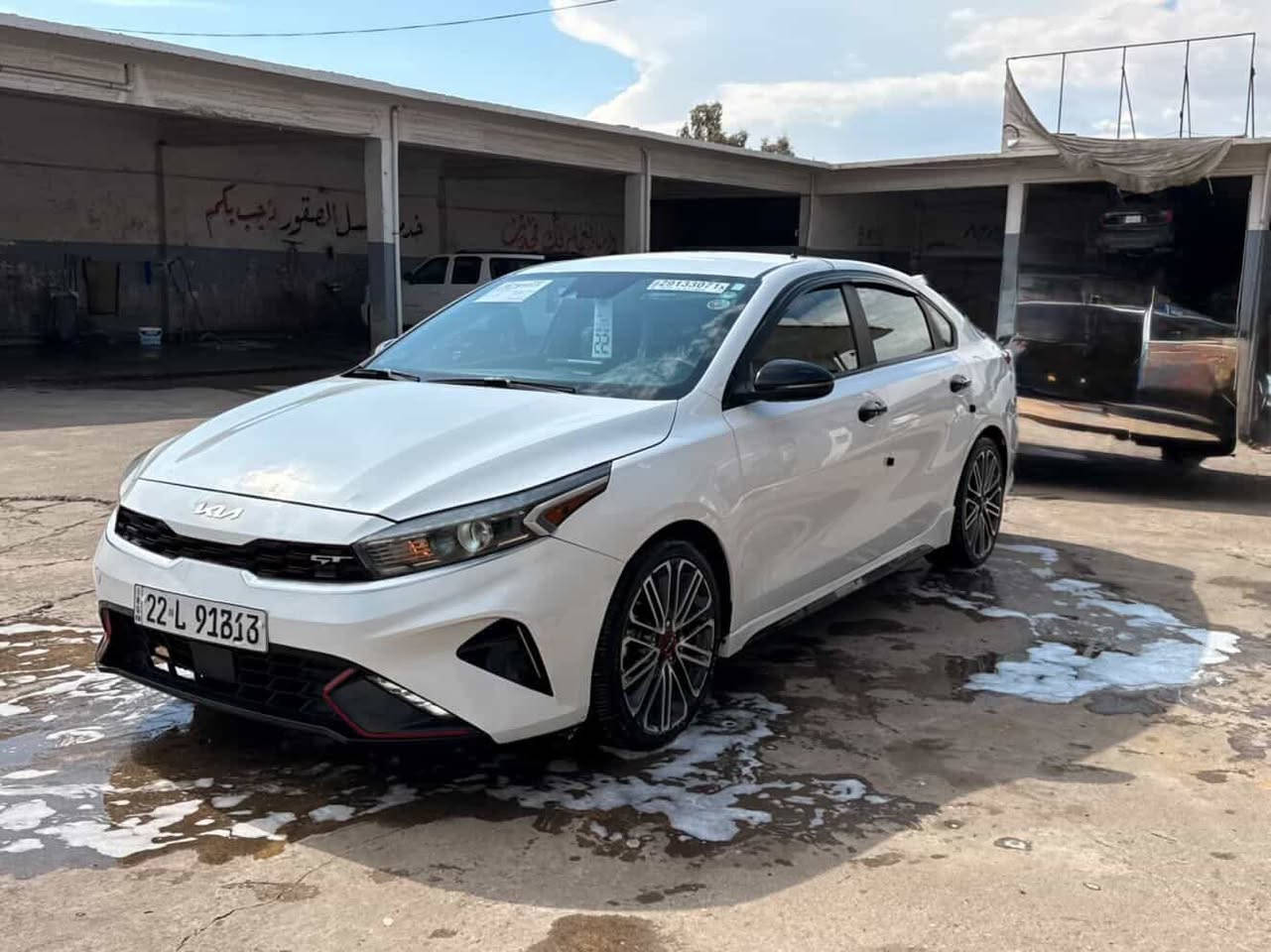 السلام عليكم
فورتي 2022 جي تي تيربو  رقم أربيل السيارة بيها جاملغ

أمامي مبدل بدون ضربة لا بجم ولا كلشي بدون إيرباك يعني إيرباك ماطاك وبيها بارد كم مكان+ بغصتين  بلسكف مال شحن ليس حالوب يعني سيارة بدون كلشي ماشيه ب116 محرك ما مفتوح  شرط سيارة

تطلع بيها تراي  تخبل مال زيرو وبانزين عادي

بصمه شاشه جبیره

 دارت أمامي خلفي

تحديد مسار

نشره داخلیه ترحيب بيبان

السعر اتصلل وتدلل 
***********
بي واتساب وخاص مفتوح
