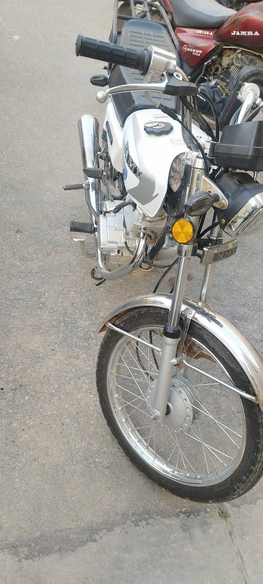 سلام عليكم نامه ايراني اربعه كير  موديل21 سنويه ورقم انكليزي كربلاء مشروع  دراجه مكفوله من كلشي وبعد احلى من الصوره  *********** مكاني بسمايا
