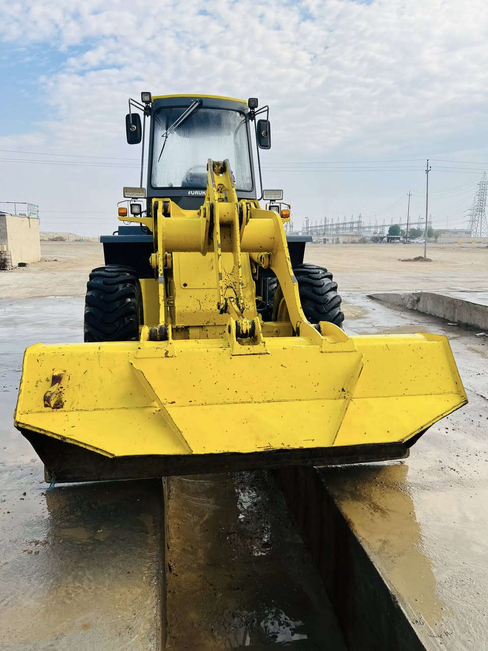 سلام عليكم شفل فيركاوه 310 للبيع ✅
مكفول كفاله عامه من كلشي ✅
مكاني ميسان لاستفسار اكثر اتصل وانه خادم ✅✅
☎️📞***********
☎️📞 ‭0781 154 1952‬
