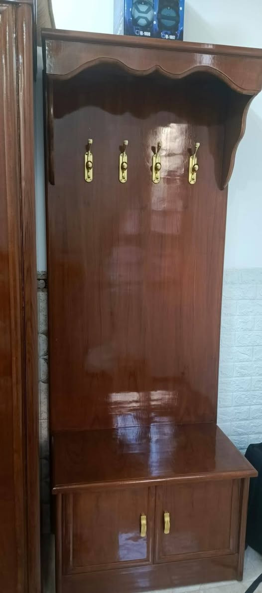 للبيع چربايه صاج تزكام
ميز مرايه صاج تزگام مع زاويه صاج تزگام نجاره نضيفه 
السعر 750ألف الاتصال ***********
عنوان حي الحوراء الثانيه شارع ابو الفضل
