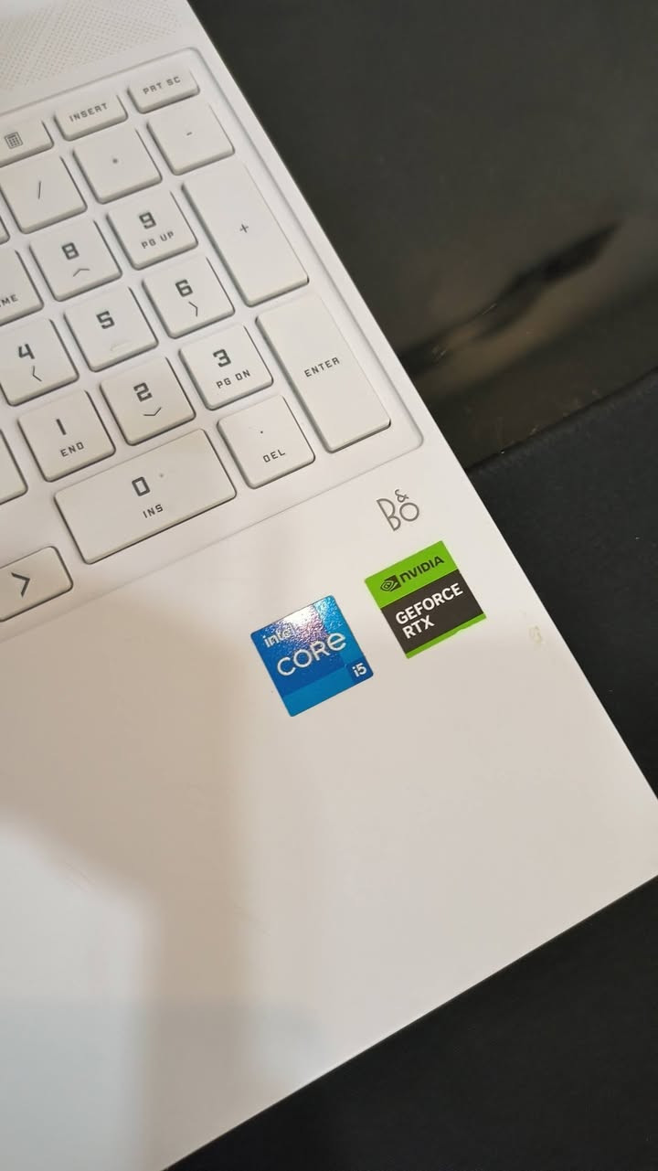... .. السلام عليكم ... الجيل ال 12 ماركة hp بلون مميز جدا ابيض... كرت شاشة خارجي منفصل من نيفيدا RTX4050 الخارجي المنفصل 6 كيكا والداخلي 8 كيكا الكلي 14 كيكا ... رام حجم 16 كيكا ... هارد نوع SSD حجم 512 كيكا ... معالج كور اي 5 جيل 12 فئة ) من اقوى فئات المعالجاتH ( شاشة حجم 15.6 .. اللابتوب جديد بمعنى الكلمة ميفرق عن الي بالكارتون بشي وشحنة فوق الممتاز وكارتونتة وغراضة ويا ... ملائم لكل البرامج الهندسية رقمي *********** مكاني بغداد ابو غريب سعر مليون و100الف
