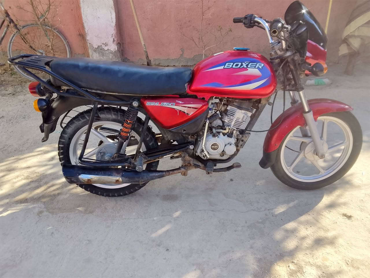 دراجه بوكسر مديل 18 دراجه جاهزه مابيه نقص مكان حله ابي غرق
الشراي يتصل ويدلل‏‪***********‬‏
