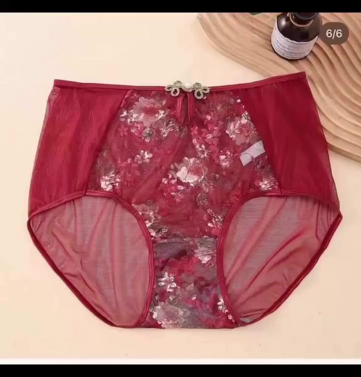 بضاعه تخبل تاخذين مو بس قطعه حلوه وخامه تجنن وبلعافيه
باودر شيكلام الغني عن التعريف السعر 13

المخاور ع 8 لحد 25 القطعه تسولف عن الجمال. كويتي

داخلي خامه قطنيه


**إذا كنت صاحب هذا الإعلان وتريد حذفه لأي سبب، رجاءا أرسل رسالة إلى الدعم الفني**