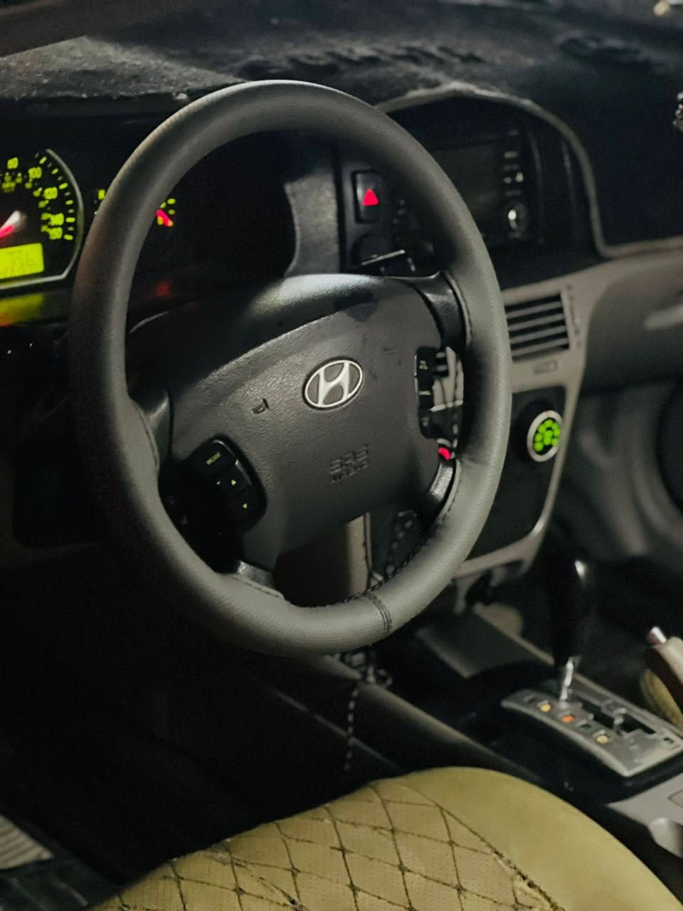 سلام عليكم سوناتا وارد امريكي مديل 2008 محرك 2400 دخم تاير جديد صدر جديد كهربايات رقم جديد سعر 85  والستفسار خاص


**إذا كنت صاحب هذا الإعلان وتريد حذفه لأي سبب، رجاءا أرسل رسالة إلى الدعم الفني**