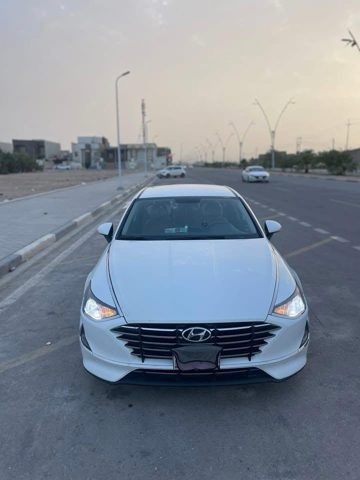 سوناتا خليجي رقم بغداد بسمي 
 مكينه 2500  السياره ماشيه ٣٠ ستخدام شخصي للبيع فقط اعتذر عن المراوس مديل 2020 جاملق امامي تبديل والباقي كفاله السعر 132  مكان السياره بصر*********** مكلف بل نشر الشراي يتصل رجأ
