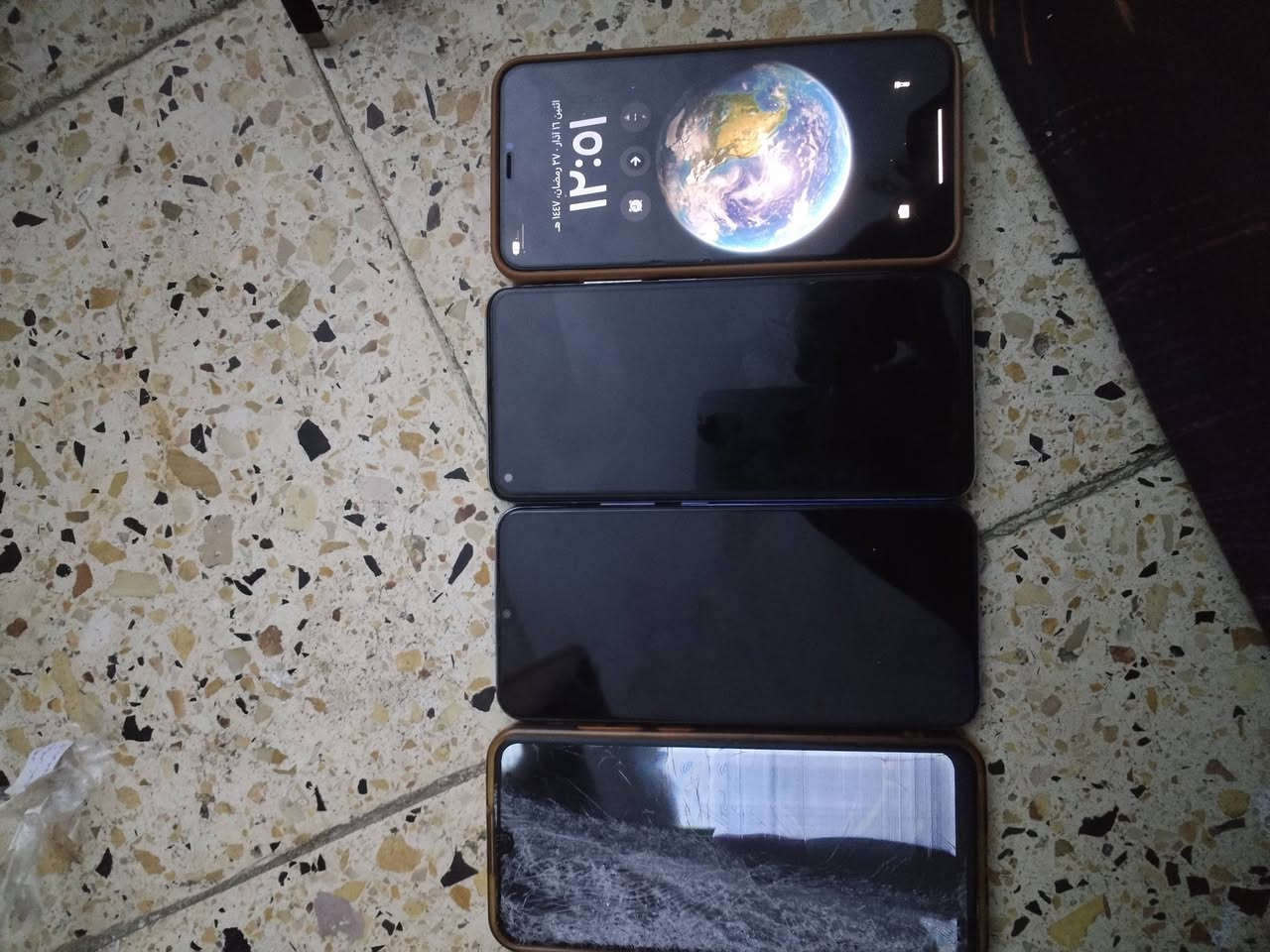 سلام عليكم ماعندي توصيل مكاني بغداد حي الجهاد
1 ايفون إكس اس ماكس ذاكره٢٥٦ بطاريه مبدله ١٠٠ فقط كامره اماميه وكفت ماعرف ليش سعره ٢٠٠
2 شاومي١٠T ضهر مفلش وفجأه طفه وحده شاشه سليمه مابيها شي سعره ٥٠
3 سامسونج A04 فقط شاشه مكسوره مكفول سعره ٤٠ 
4 ريلمي طفه فجأة سعره ٢٠
مكان بغداد وإذا كلهن شلعه وحده سعرهن 275
للتواصل ***********
