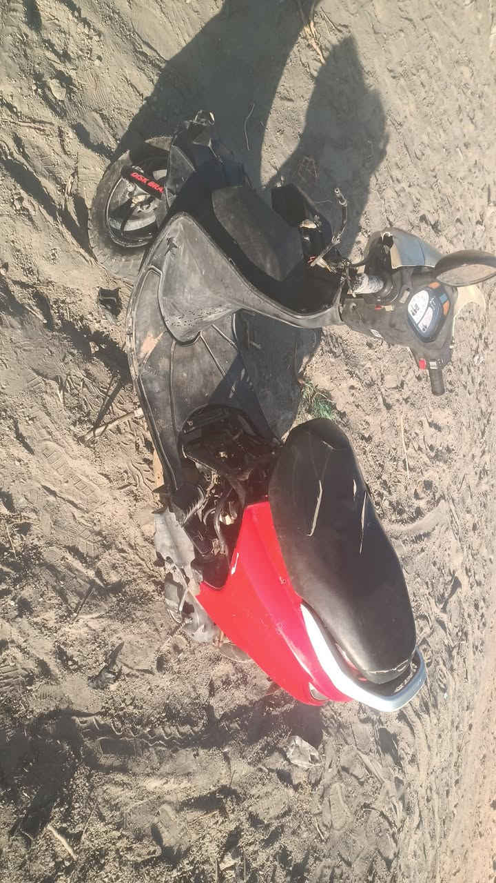 فراشه للبيع السعر 200 بي مجال
*********** 
النجف المشخاب
