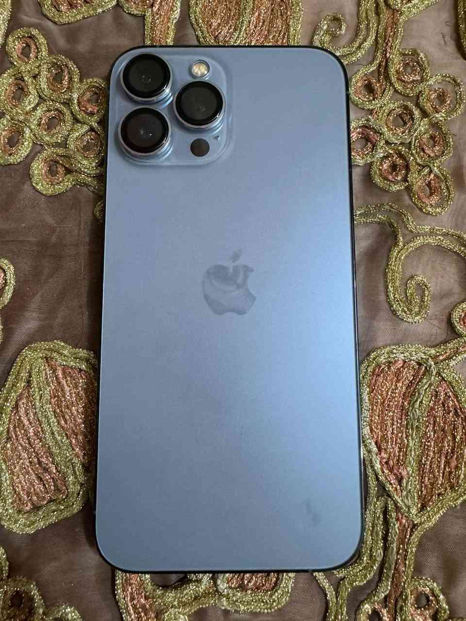 السلام عليكم ايفون 13 برو ماكس لون بحري جهاز نضيف ومكفول فقط شاشه بيه ضلال خفيف من وره التحديث ذاكره 256 ماستر الشرق الأوسط الأصلي السعر 550 وبي مجال للشراي متواجد ع الخاص مكاني كوت


**إذا كنت صاحب هذا الإعلان وتريد حذفه لأي سبب، رجاءا أرسل رسالة إلى الدعم الفني**