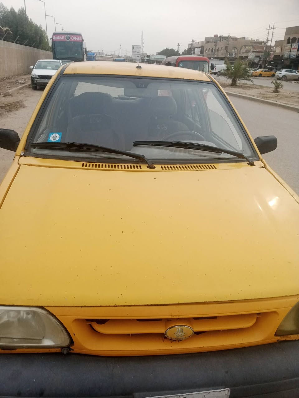 السلام عليكم عندي سيارة سايبه 2015 سعر 13 بس راعيها ما ندله  ***********
