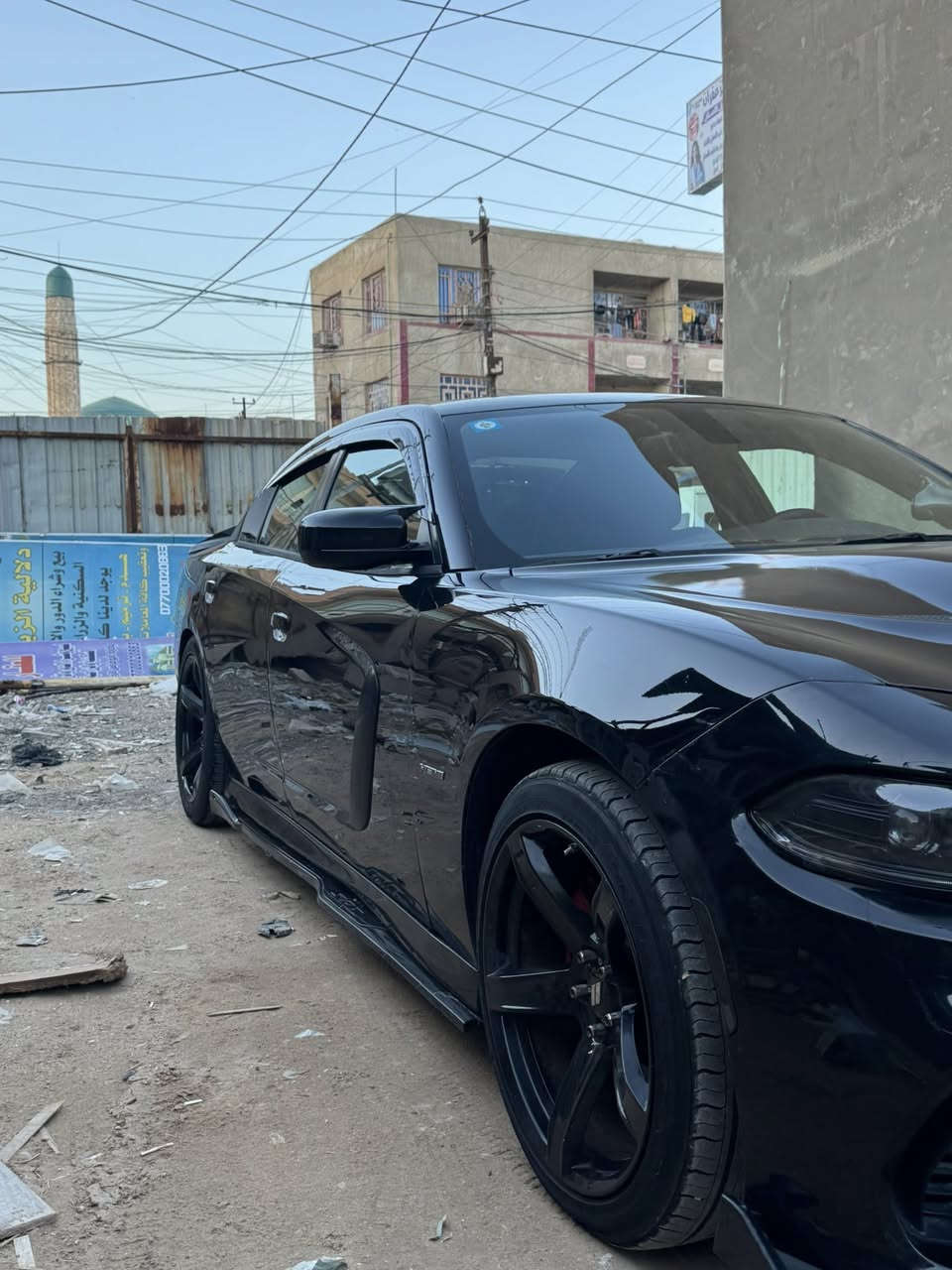 السلام عليكم
جارجر 2016. Rt مواصفات الrt لمعروفه
حادثها مثل ما موضح بلمنشور 
الاضافات المصروفة عل سياره
بلكات ريسنك
بوليش وعليها نانو سيراميك ضمان سنتين 
عليها كت كامل SRT
عليها جكات s2
ويل ابو النجمة
السعر 195 بيها مجال بسيط حق الجية
مكانها بغداد 
***********
