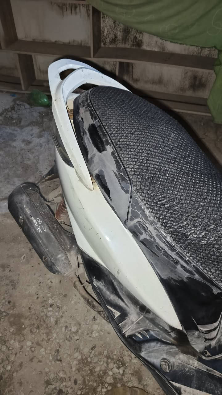 دراجه ثعلب رمبه مكينه برغي مملعوب كلشي بيها صار 6 شهر من منزلها كلشي كامل اوراقها كامله مابيها نقوصات كفرات كلها مختمه ختم واحد تجي تفحص وتشوف (سبب البيع عدم التفرغ) مكاني بغداد الحرية اربيع التواصل هنا او رقم ***********
السعر 700 وبيها مجال للشراي
