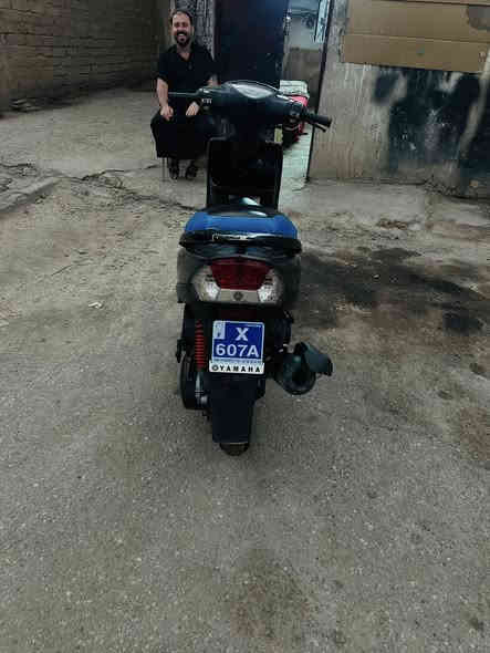 مرححبا 
ماكس عدله 
مكينه49 بوشه بلاد 
دراجه مامفتوح بيه برغي 
سلف بلاد كلشي بلاد
مختمه شلعه معدل 
اشايرً كلشي شغلا 
كفرات بلاد موجوده اصليات الزرك
هذا تجاريات دراجه
و وكلي ماخذا 
صالنصه M وين مايعجبك اخذه افحصه 
اني  انطي بيه ضمانً 
 السعر ٩٠٠ قفل مكفوله
***********
