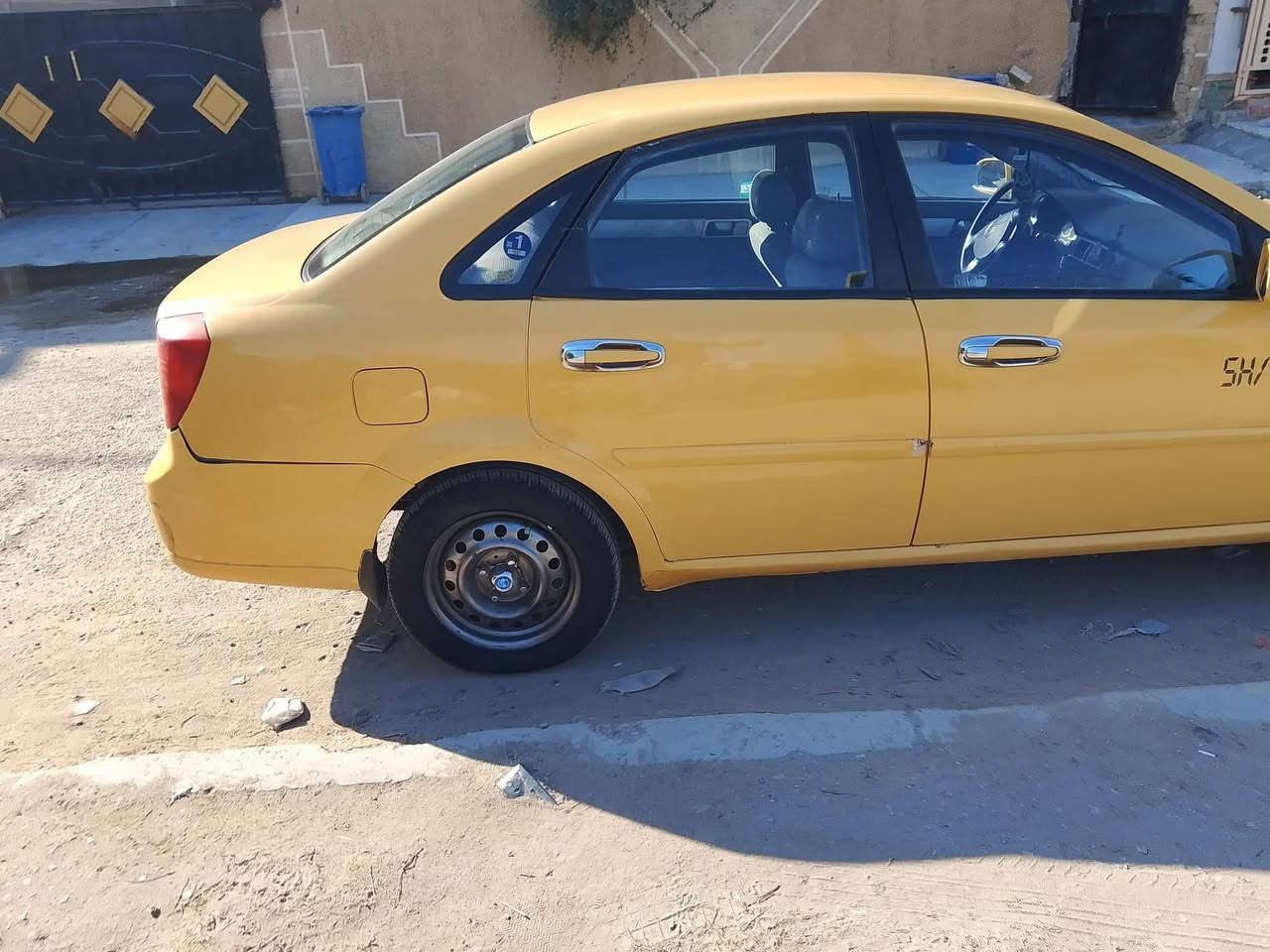 سلام عليكم سياره اوبتره فورنزه للبيع رقم بغداد  موديل 2006وراد أمريكي ضررها جاملخ خلفي سياره جاهزه من كلشي بيها شويه ملاحظات  بسيطه سعر السياره 50ورقه وبيها مجال مكان السياره بغداد الغزاليه الكفائات رقم الهاتف *********** واتساب
