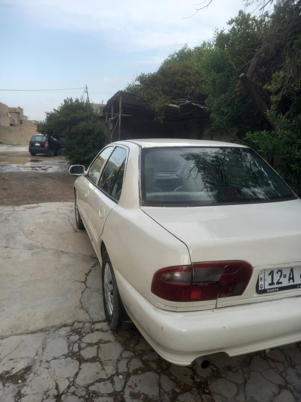 بروتون جاهزة من كل النواحي رقم انكليزي باسمي تحويل ثاني يوم هزة جديدة السعر ٤٢ 
للاتصال *********** 
المكان اسديرة
