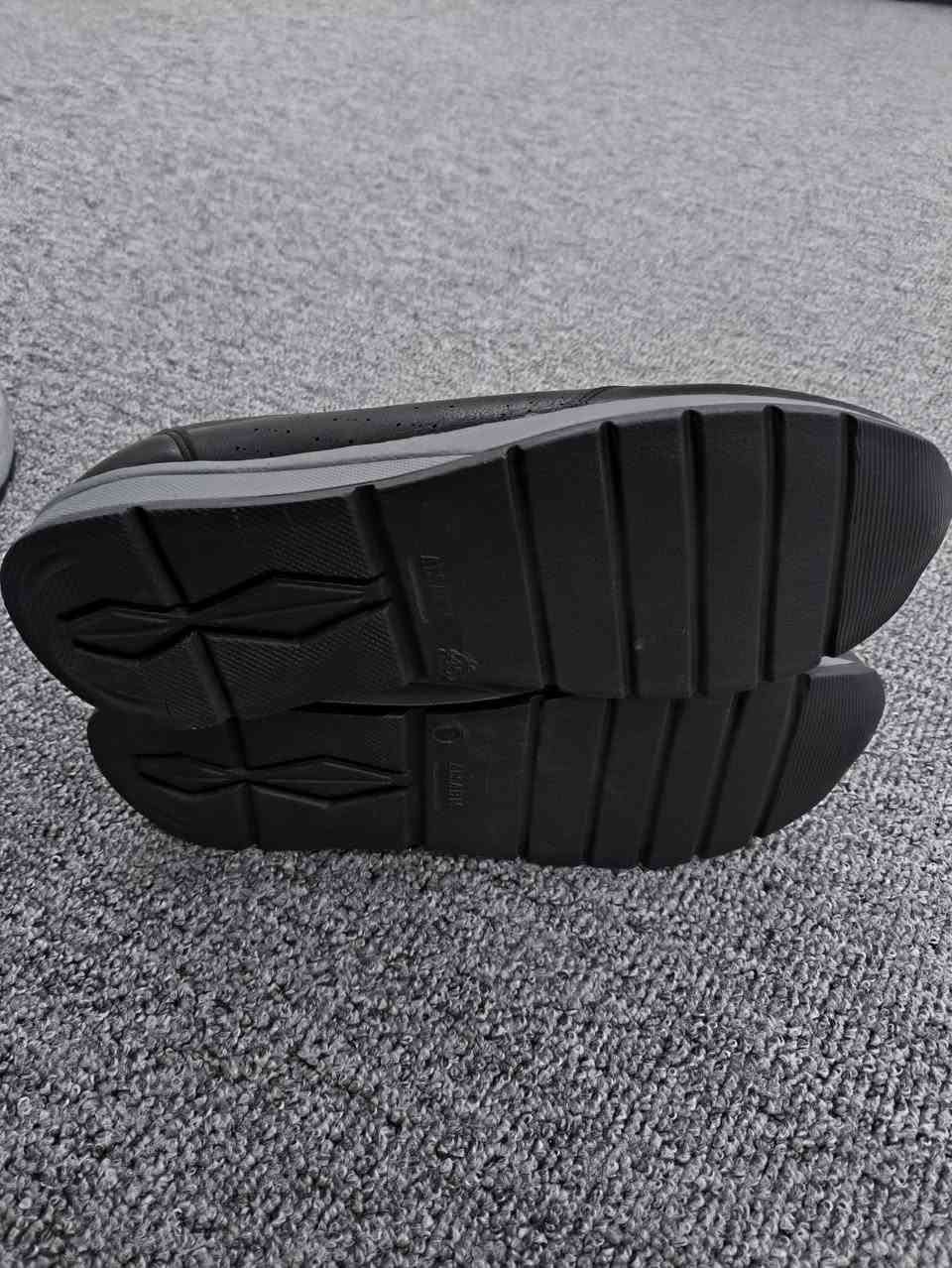 السلام عليكم احذيه باله  جديد ..قياس 45 ..السعر واحد  15 الف  المكان بغداد


**إذا كنت صاحب هذا الإعلان وتريد حذفه لأي سبب، رجاءا أرسل رسالة إلى الدعم الفني**