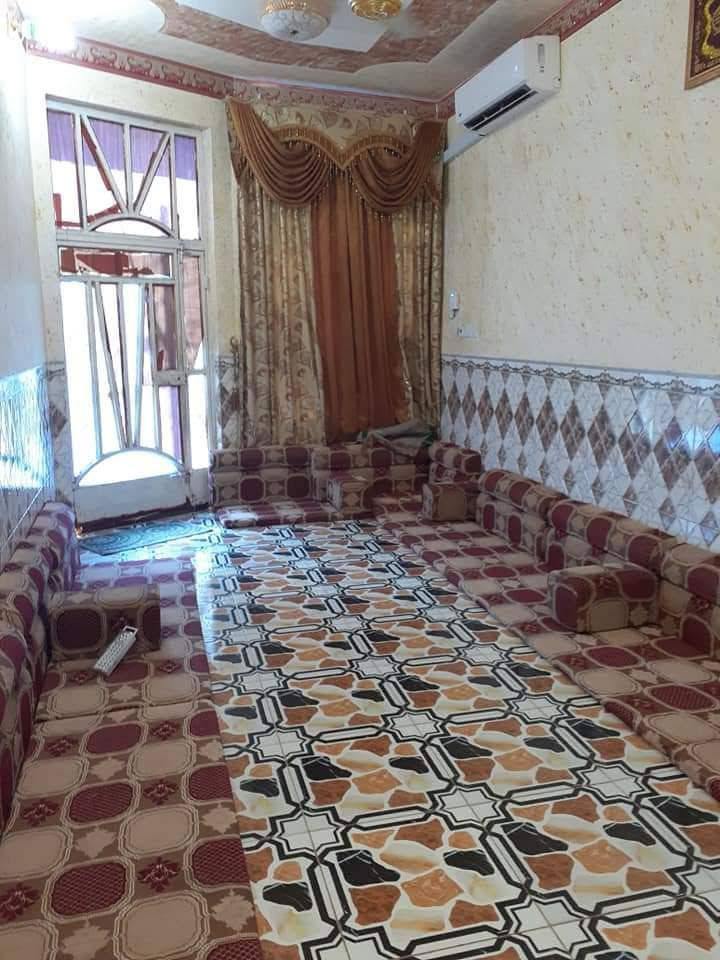 السلام عليكم 

عقار للبيع _  حي الامين الاول  _ البيت على ساحه 

مساحه العقار _ 125متر 

بناء حديث :

_غرفه+صاله +استقبال +مطبخ +كراج سياره 

للاستفسار الاتصال على الرق***********

تابع الصفحة لتصلك جميع العروض

مستعدون لعرض وتسويق عقاراتكم ماعليكم سوئ أرسال التفاصيل علئ الخاص
