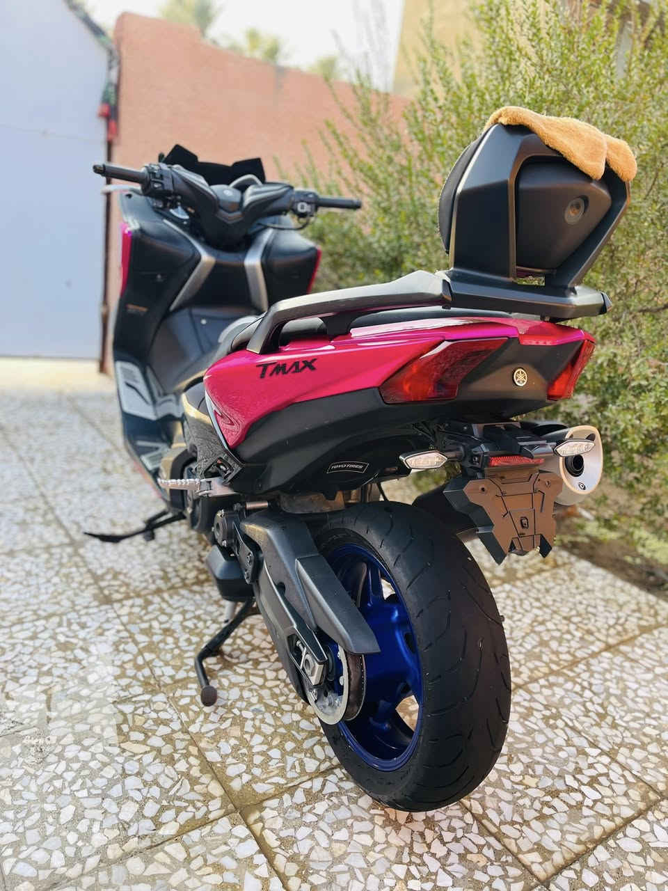 السلام عليكم تي ماكس موديل 19دراجه بحالة الوكاله ولون مميز اي استفسار خاص او ***********مكاني بابل
