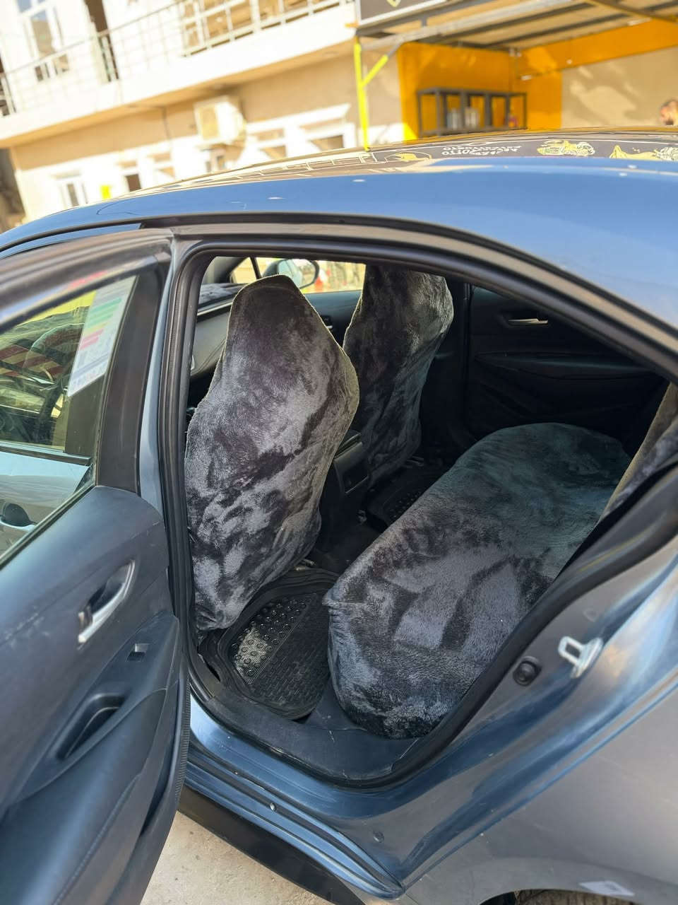 كورلا مموديل 21
مواصفات SE
وارد امريكي حادث جامرلغ وبنيد. يدون دواخل وقطعتين صبغ بالعراق معوقين صاحبه ايسوي وكاله  مكينه وكير  ابشرط تدفئه تبريد  سياره جدا نظيفه. السعر 122 وبيه مجال بسيط  للاستفسار رقم خاص


**إذا كنت صاحب هذا الإعلان وتريد حذفه لأي سبب، رجاءا أرسل رسالة إلى الدعم الفني**