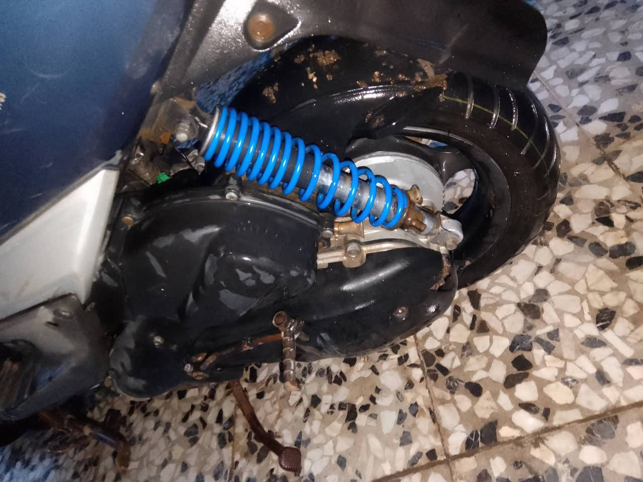 سلام عليكم دراجه للبيع حلوه شلعه ومعدل مكينه لا تنقيص ولا تبخير فول نشاط وخير من الله كل كهرباياتهة شغاله او ما بيه كل نقص سعر 500وبيها مجال بصيط مكاني بغداد الشماعيه ***********
