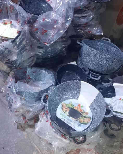 محل هليل ويدير للفرفوري وباله الأوروبيه يعلن عن وصول جدورة كرانيت وطاوات وجدورة استايل وطاوات   اصلي/  18 على 10 /
عنوان مدخل منطقة الدلفيه. شارع الريسى ثاني ستدارة رقم الموبايل أبو حسن *********** اى استفسار اتصال على واتساب
