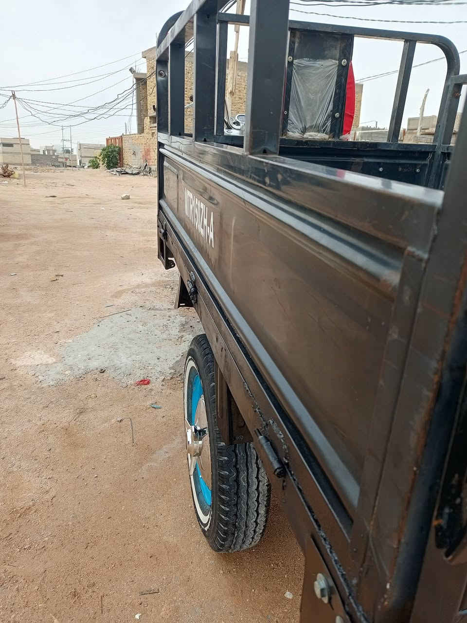 السلام عليكم ستوته للبيع امتيار موديل 18 كهربائيات كلها شغل ***********
