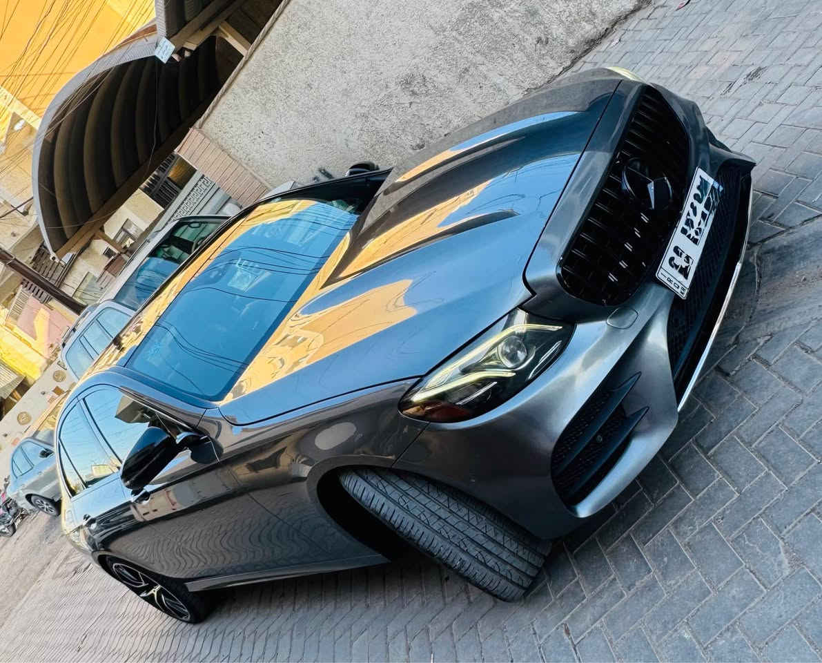 السلام عليكم ( من النوادر)

النوع: مارسدس (2017) AMG E43 اصل 
‏     المواصفات : جكات ،برده خلفيه،رادار امامي،رادار جانبي،حساسات امامي خلفي،كشنات ديناميك، تطريز دشبول وكشنات جلد النابا مطعم بكنتاره ، سماعات Burmester،دكتات التبريد ضوئيه،فجوج وفلنجات AMG رياضيه,كشنات مساج،تدفئه تبريد كشنات،كامره خلفيه،لايتات داينمك,صندوك كهرباء ويفتح بالرجل ، شاحن موبايل واير ليس ، اربع ابواب بصمه ، ويل20بلاديAMG،شاشه متصله دجتل
حجم المحرك : V6 تيربو محرك 3000 🚀
الضرر : السياره وارد امريكي بنيد فقط بدون دواخل وشبر صبغ بالجملغ الخلفي والباب اثر شخط بدون معجون 
ايرباك استيرن وراجع سيتم 
الممشى:68 الف ميل

السياره بيها هواي مواصفات متنذكر 
مكانها بغداد-زيونه
السعر :28500$
للتواصل:*********** بغداد, العراق
