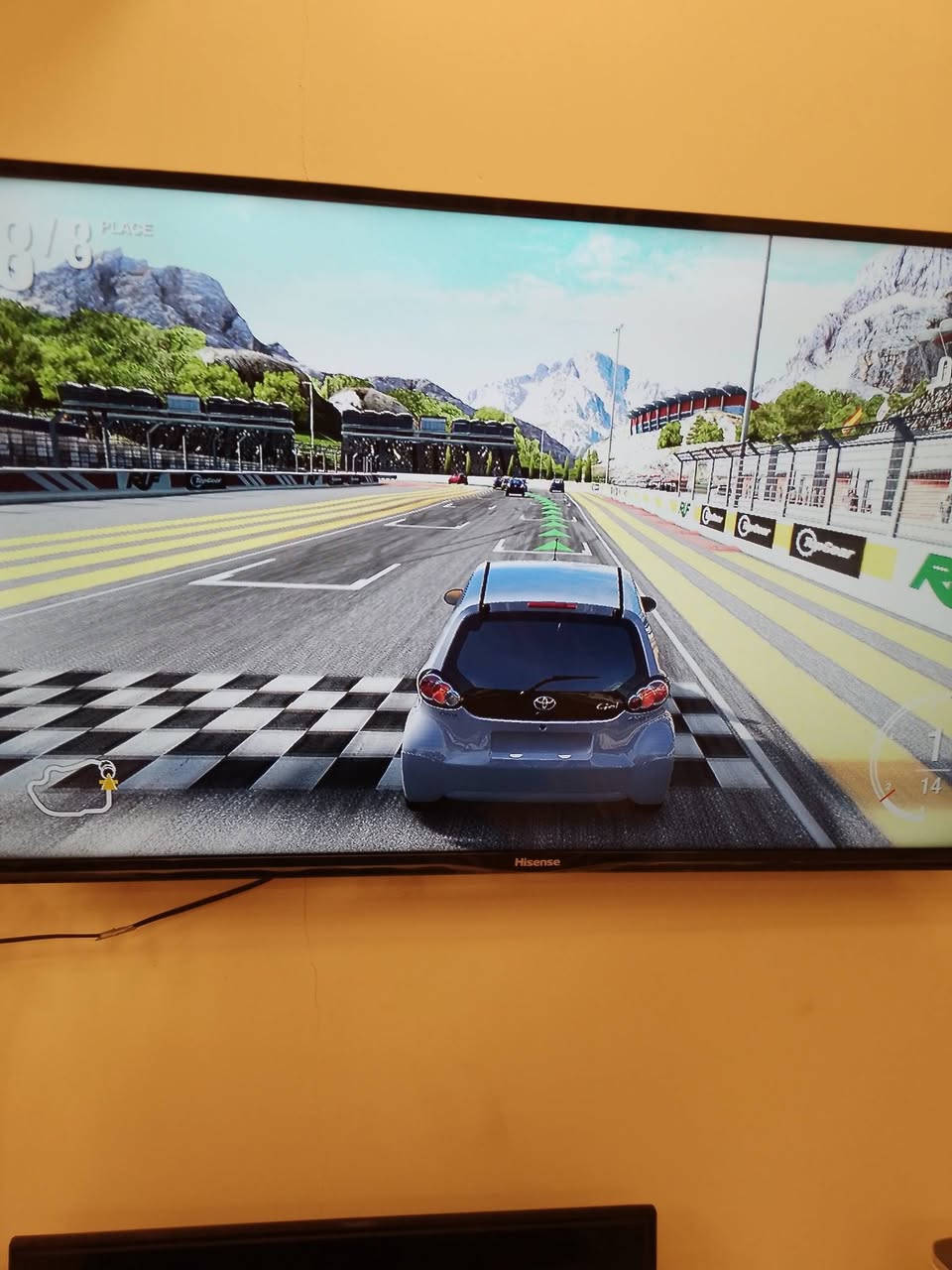 اسلام عليكم اكسبوكس 360للبيع نسخة الفات بي 50لعبه كلهم قويات محوله مالته اصليه مو تجاري ويا جوستك واحد فقط السعر 80الف وبي مجال بسيط مكاني بغداد اليرموك ***********
