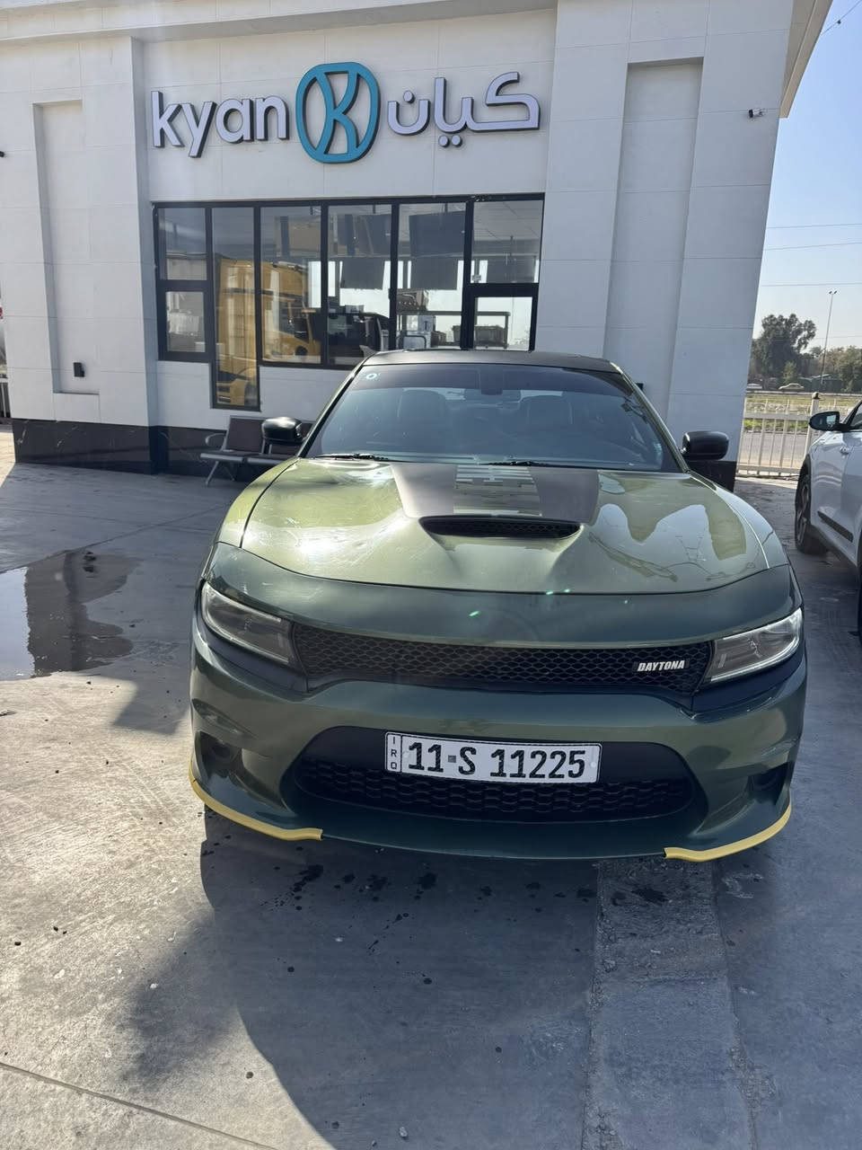 دوج جارجر 2022 ديتونا
للبيع رقم بغداد شبه مميز
ماشيه 54 الف ميل حادثها موظح بالصور تبديل دعاميه وبنيد وتعديل بالشاصي الايمن مواصفاتها معروفه فتحه كشنات تدفئه تبريد والخلفيه تدفئه شاشه جبيره
سياره متصرف عليها دينار
رقم صاحب سيارة ***********
