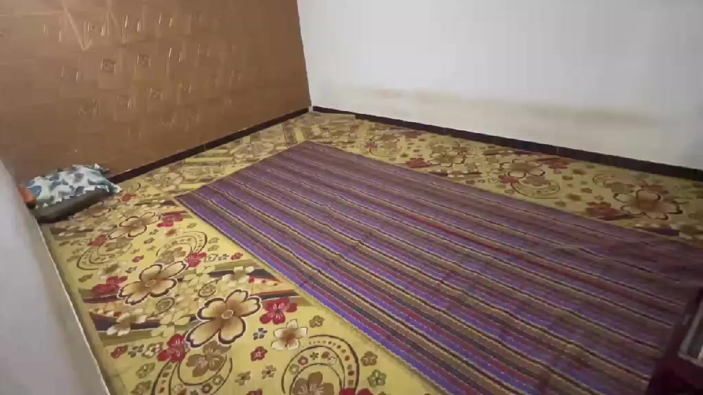 بيت زراعي 210 م  بزويريجات بدايه شارع الزنابره يم بيت سيد غافل صب مسلح قاط واحد غرفتين وصاله ومطبخ واستقبال وحوش بي معاملة بالبلدية البيت سيراميك وجاهز السعر وباقي التفاصيل اتصال ***********
