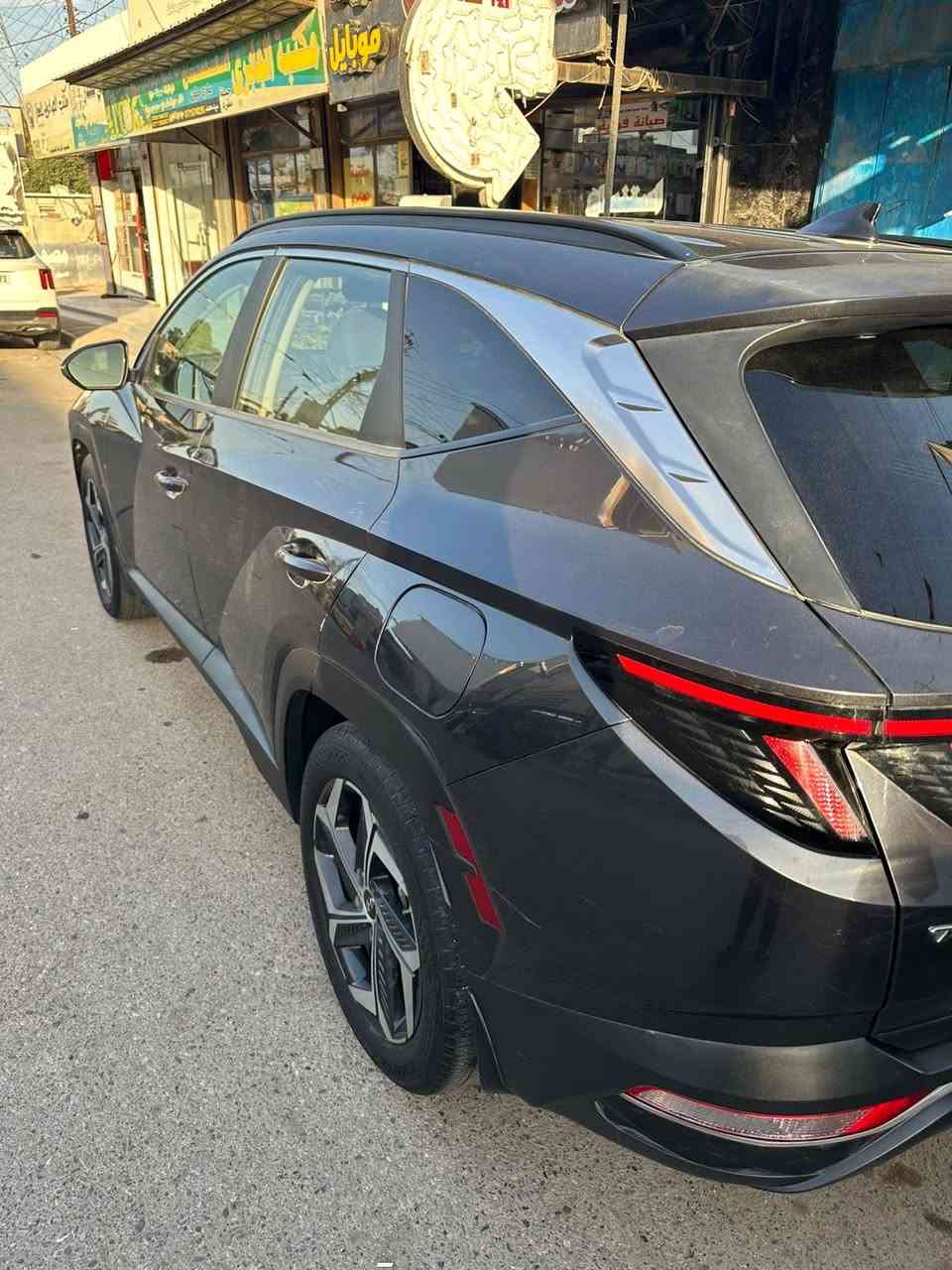 السلام عليكم
توسان 2022 بغداد  وارد امريكي السياره حادثها موضح ب صور   ((شطح)) ب البنيد راجع بارد بدون اي صبغ و باقي ع وضعها بدون اي دواخل  فول مواصفات السياره مفوله / مكانها بغداد. جسر ديالى  سعرها 185 اي استفسار ***********
