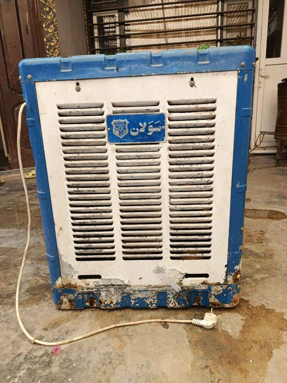 مبردة للبيع شغالة السعر 45 وبيها مجال ***********
