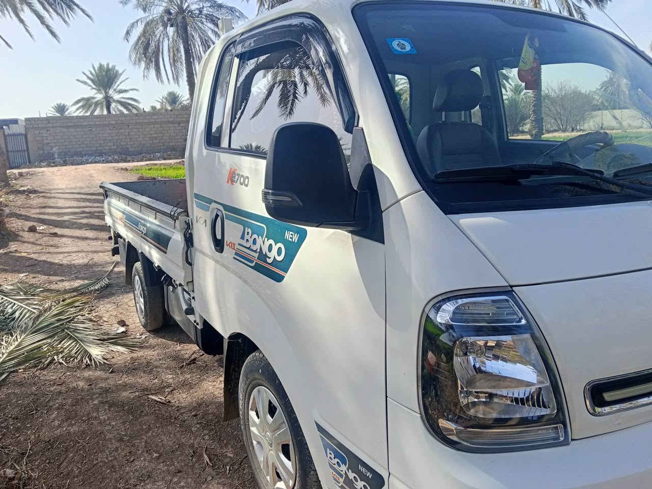 ياالله كية نثية موديل 23سيارة جديدة مكفولة ماشي 60الف رقم بغداد باسمي تحويل مباشر العنوان بغداد جكوك ***********
