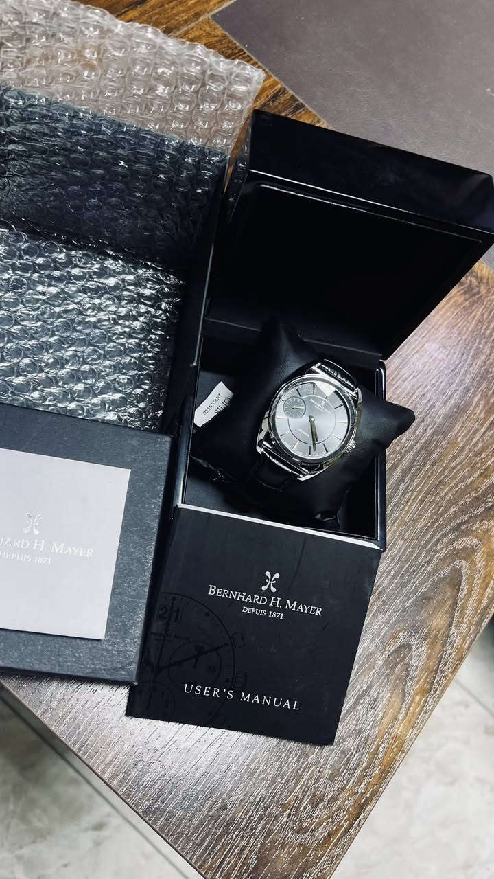 بيرنارد اج ماير جديد شمع غير مستخدم مع كافه المرفقات الساعه مزاد اعلى سعر ابيع


**إذا كنت صاحب هذا الإعلان وتريد حذفه لأي سبب، رجاءا أرسل رسالة إلى الدعم الفني**