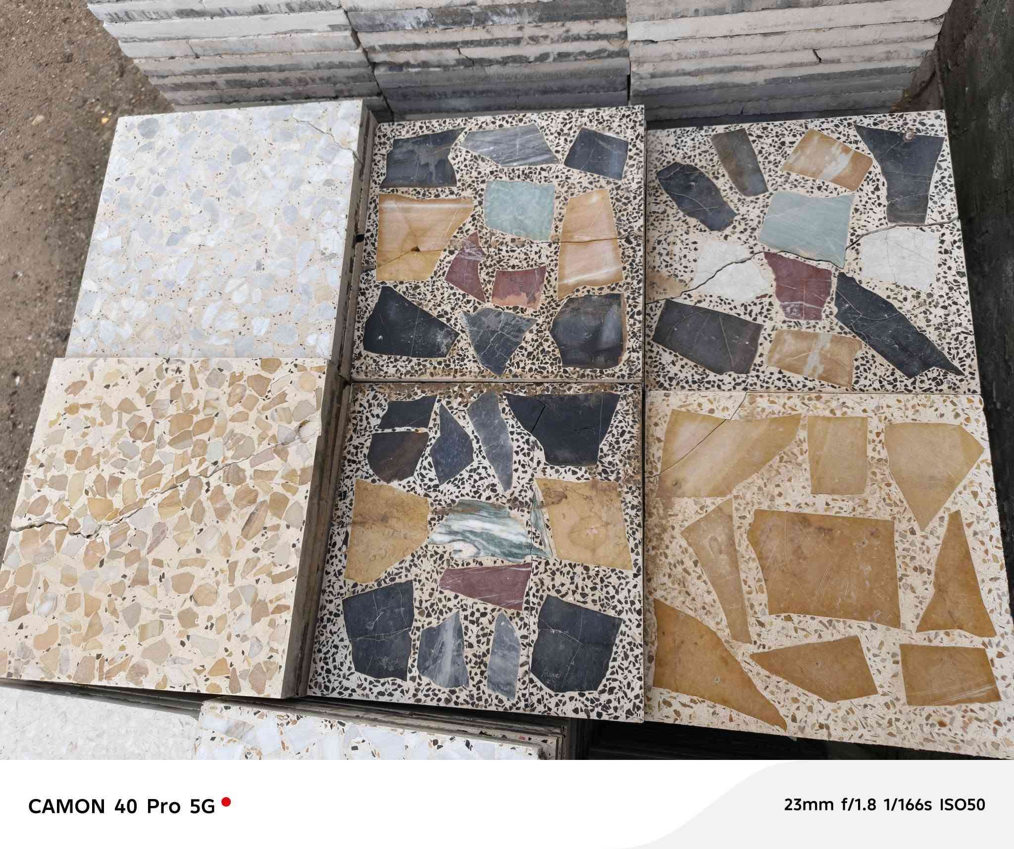 كاشي مكسر  ال ١٠٠ ب 40 الف مطروح
‏مشكل الوان 
‏مرمر و موزائيك
‏واتساب للتواصل ‪***********‬
