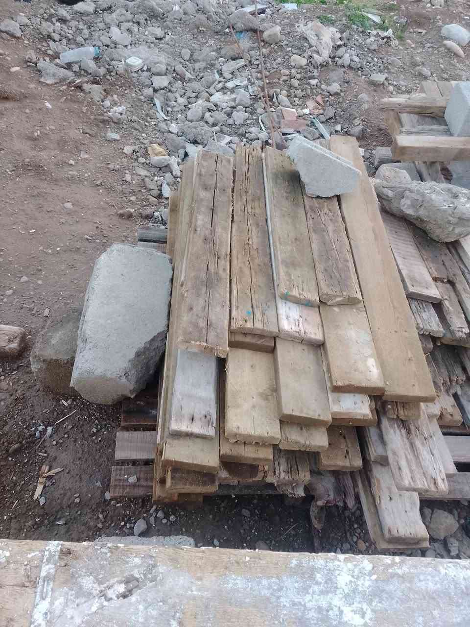 ‏‪***********‬‏السلام عليكم يوجد خشب نجاره للبيع التفاصيل خاص تحياتي👍 ابوحديد
