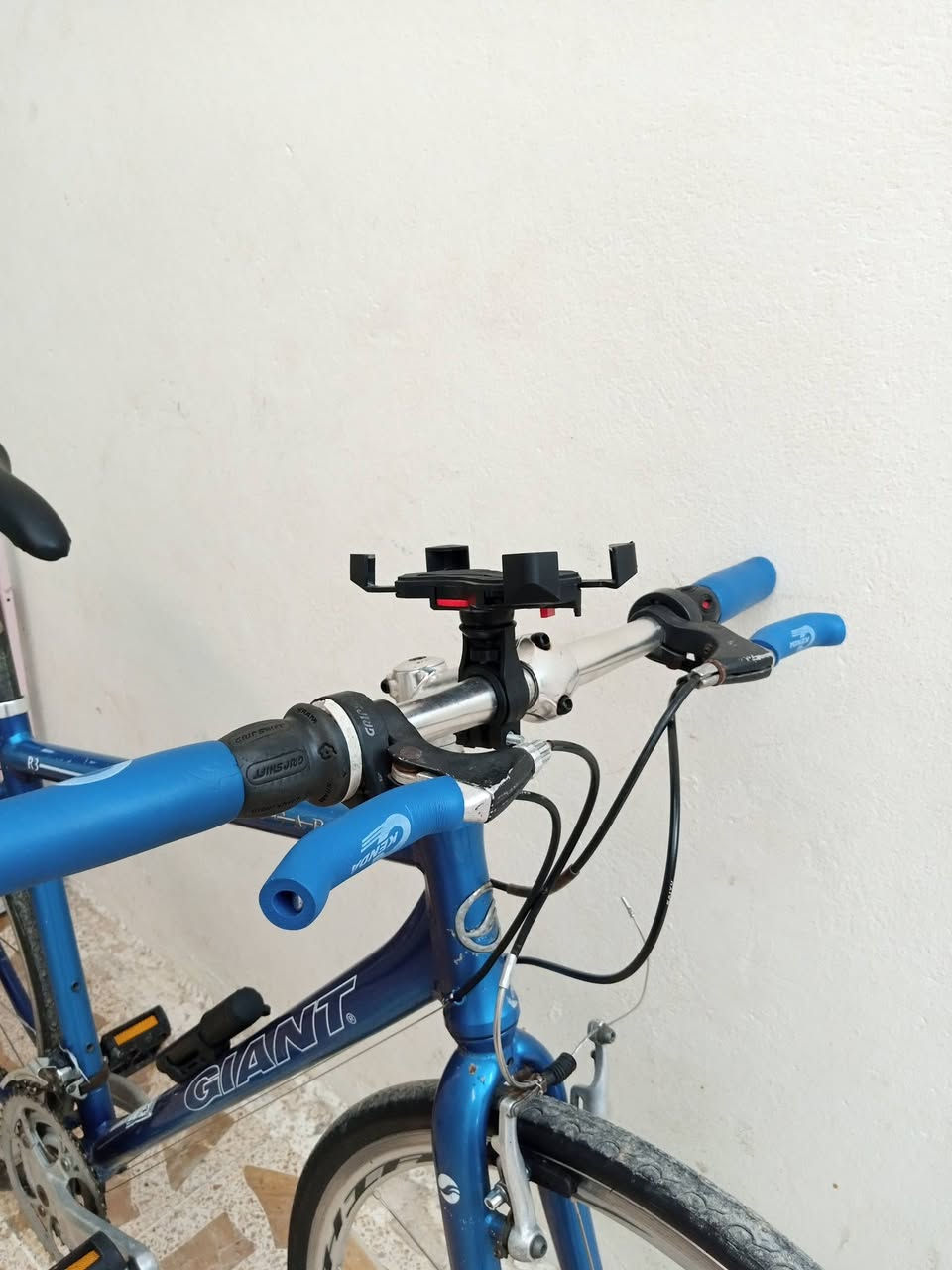 السلام عليكم ورحمه الله وبركاته
باسكل جينت سكيب 

سستم سرام 

بريكات تايكتروا 

تروس ٣*٨

ويل مختم شيمانوا 

تايرات كيند

سعر خاص .مكاني موصل 
فقط الفقاس الامامي تجاري بس النقال شيمانوا .
سعره مناسب


**إذا كنت صاحب هذا الإعلان وتريد حذفه لأي سبب، رجاءا أرسل رسالة إلى الدعم الفني**