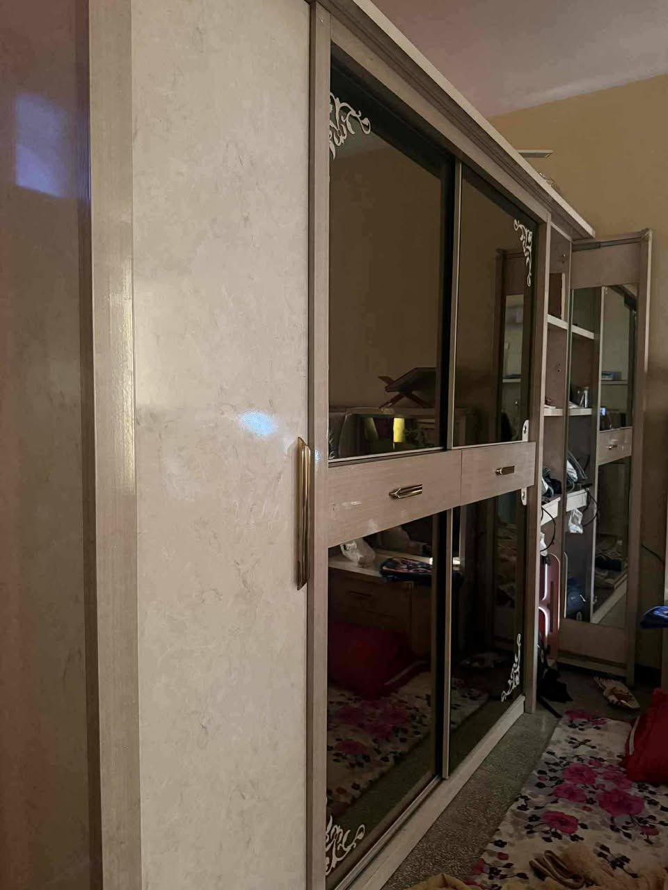 غرفه تركيه 8 قطع  بيها اضرار بسيطه سعره 300 وبيها مجال عنوان بغداد التاجيات


**إذا كنت صاحب هذا الإعلان وتريد حذفه لأي سبب، رجاءا أرسل رسالة إلى الدعم الفني**