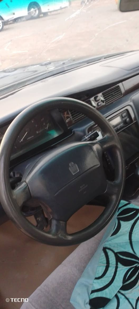 سلام عليكم شباب سياره للبيع مابيهه اي نقص سياره مديل 98 سنويه ل 27 مكاني ناصريه قضاء  الفهود السعر 75 وبيها مجال بسيط تصل على رقم غير متواجد عل فيس اتصل ***********
